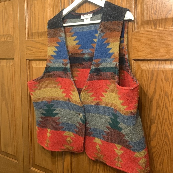 Women’s XL size, western vest - Picture 3 of 6